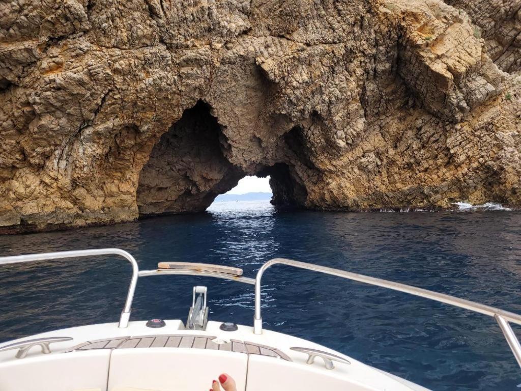 Apartamento Cala Montgo L' Escala Esterno foto
